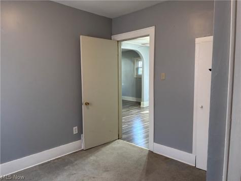 1236 Arnold Avenue Akron OH 44305