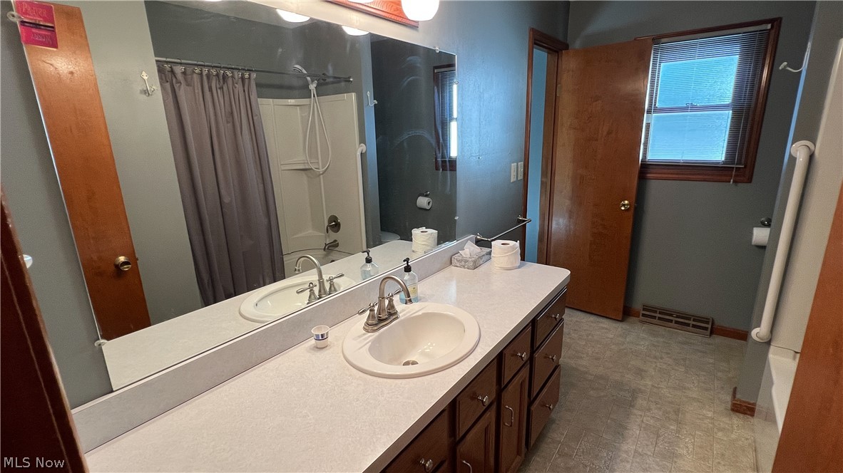 13841 Stoney Creek Drive North Royalton OH 44133