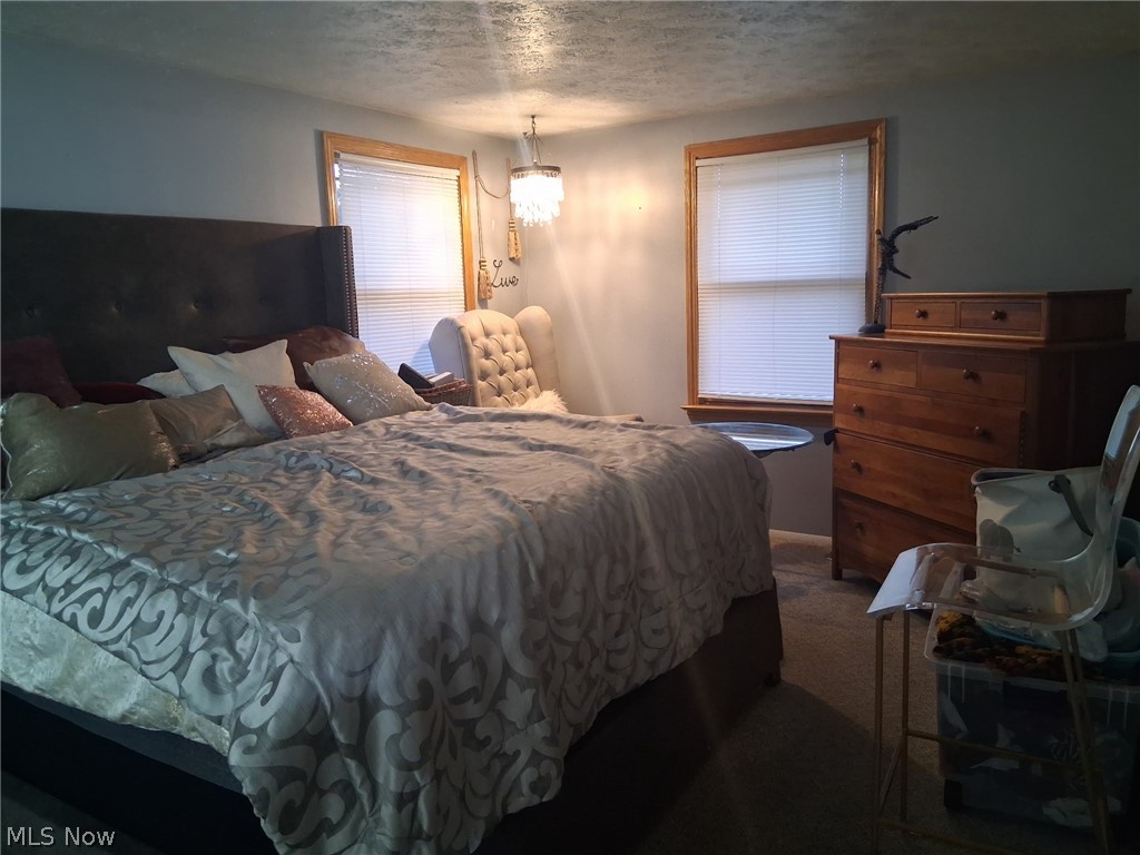 2691 Elizabeth Drive Lordstown OH 44481