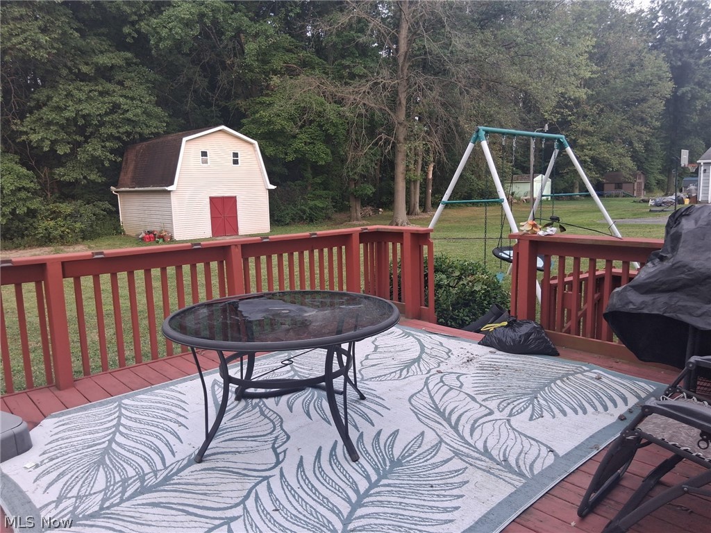 2691 Elizabeth Drive Lordstown OH 44481