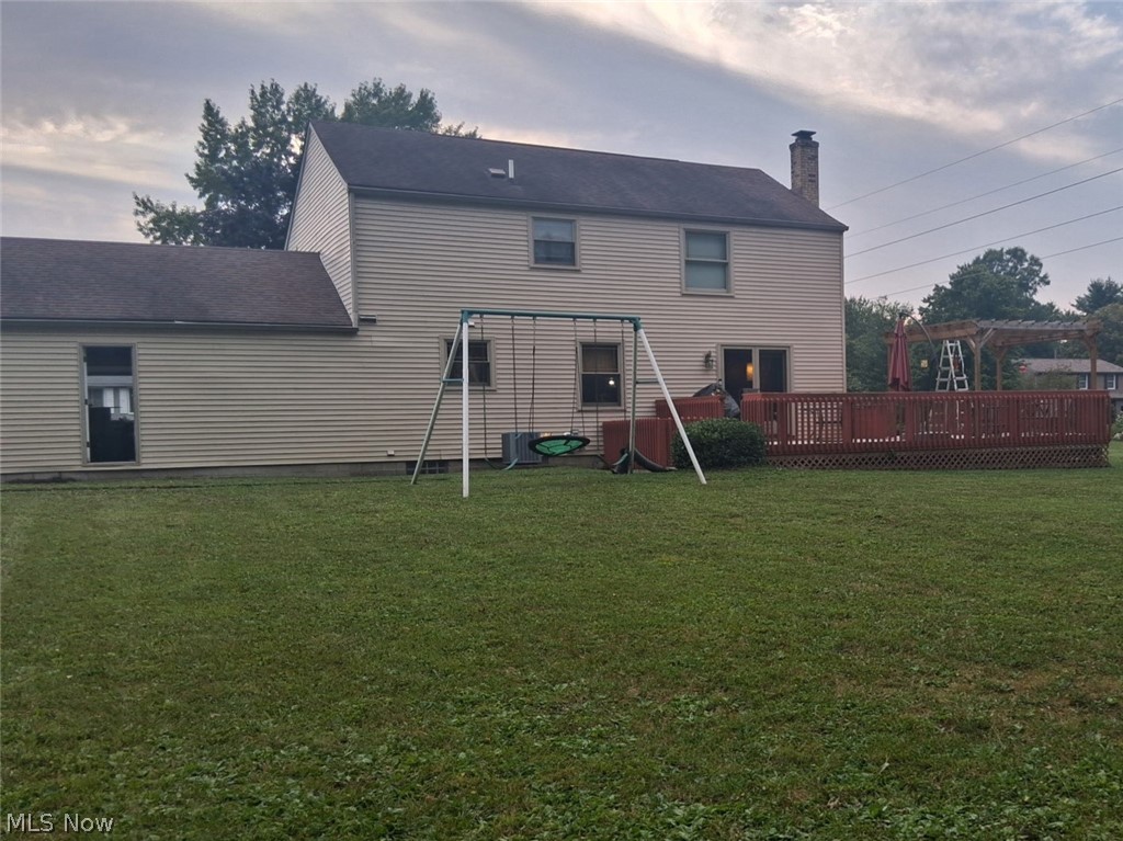 2691 Elizabeth Drive Lordstown OH 44481