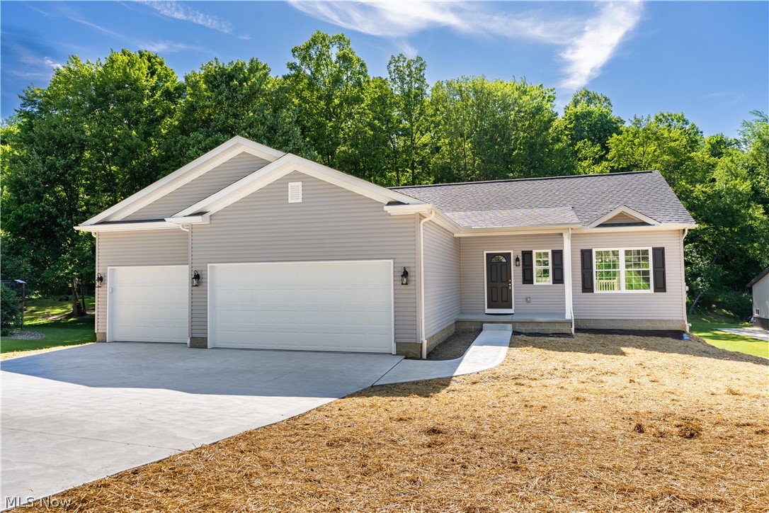 10694 Welton Road NE Bolivar OH 44612