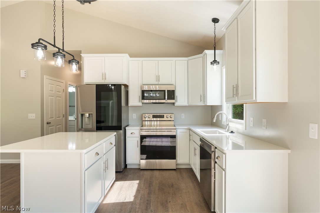 10694 Welton Road NE Bolivar OH 44612