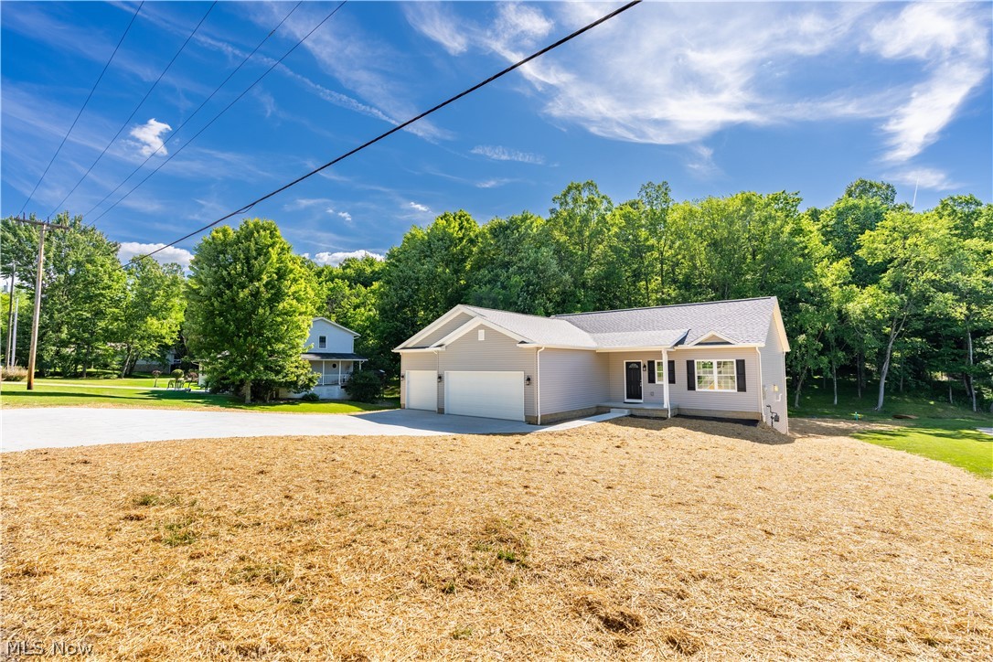10694 Welton Road NE Bolivar OH 44612