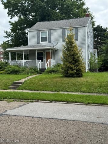 1685 Redwood Avenue Akron OH 44301