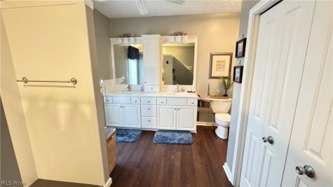 3474 Churchill Downs Stow OH 44224