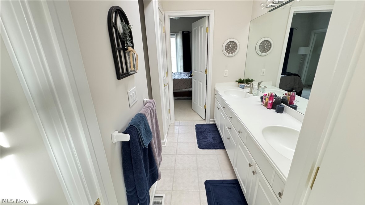 3474 Churchill Downs Stow OH 44224