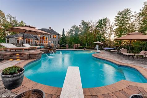 4471 Forest Brooke Court N Richfield OH 44286