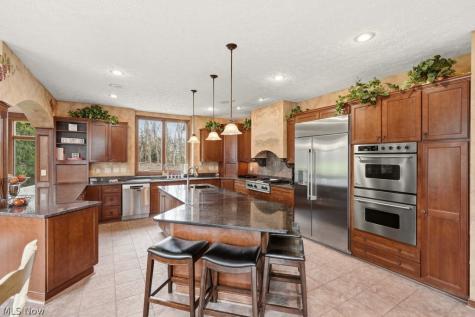 4471 Forest Brooke Court N Richfield OH 44286