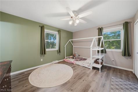 11205 Merrimack Avenue NW Hartville OH 44632