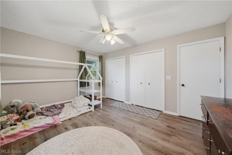 11205 Merrimack Avenue NW Hartville OH 44632