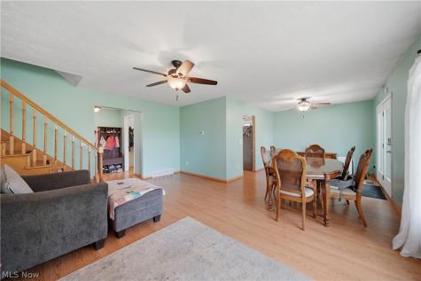 11205 Merrimack Avenue NW Hartville OH 44632