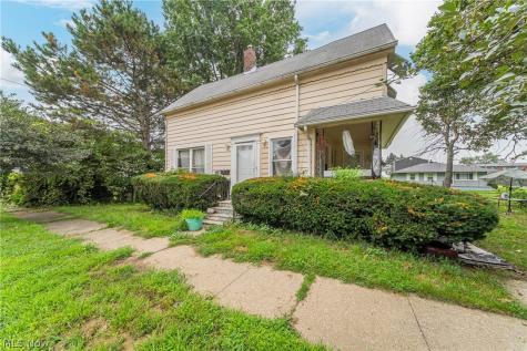 1223 Delos Street Akron OH 44306