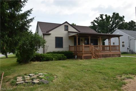 209 Sipple Avenue Amherst OH 44001