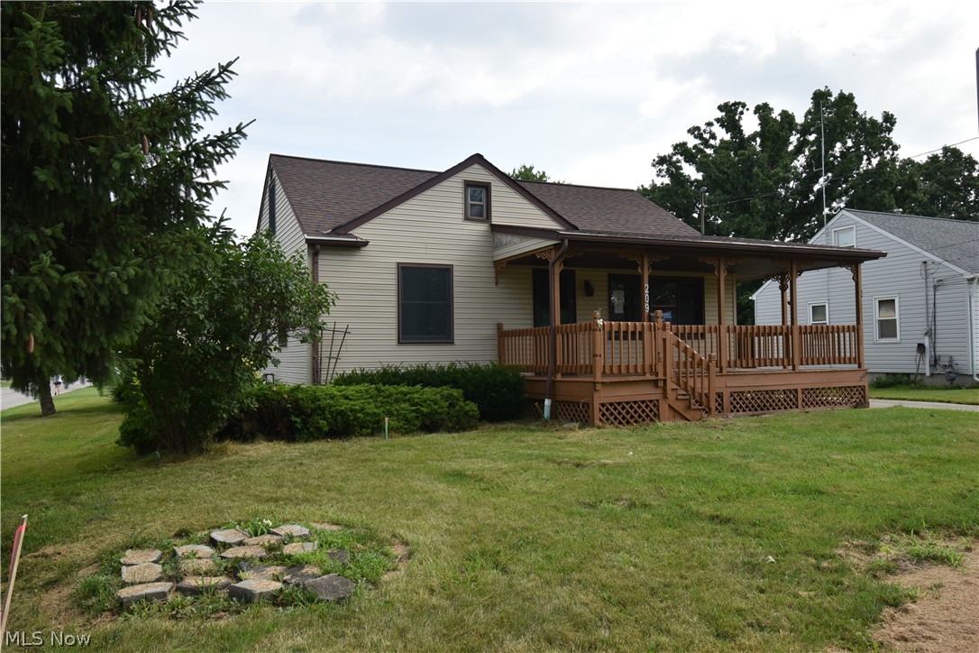 209 Sipple Avenue Amherst OH 44001
