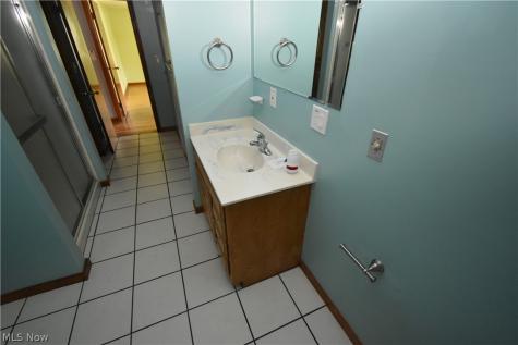 209 Sipple Avenue Amherst OH 44001