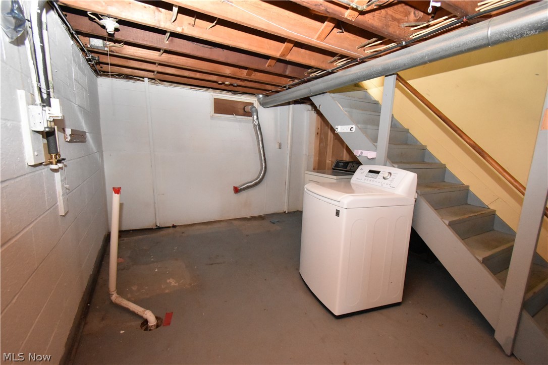 209 Sipple Avenue Amherst OH 44001