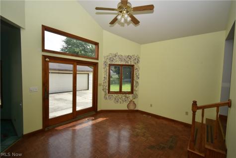 209 Sipple Avenue Amherst OH 44001