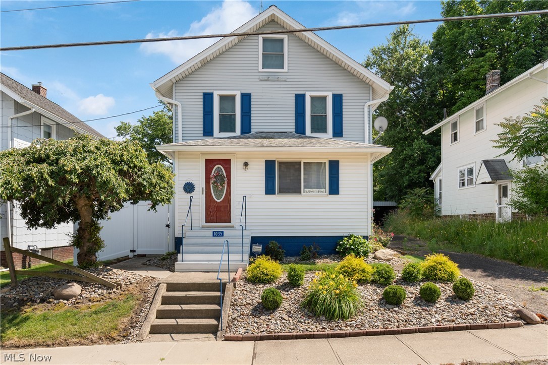 1035 Auld Street Alliance OH 44601