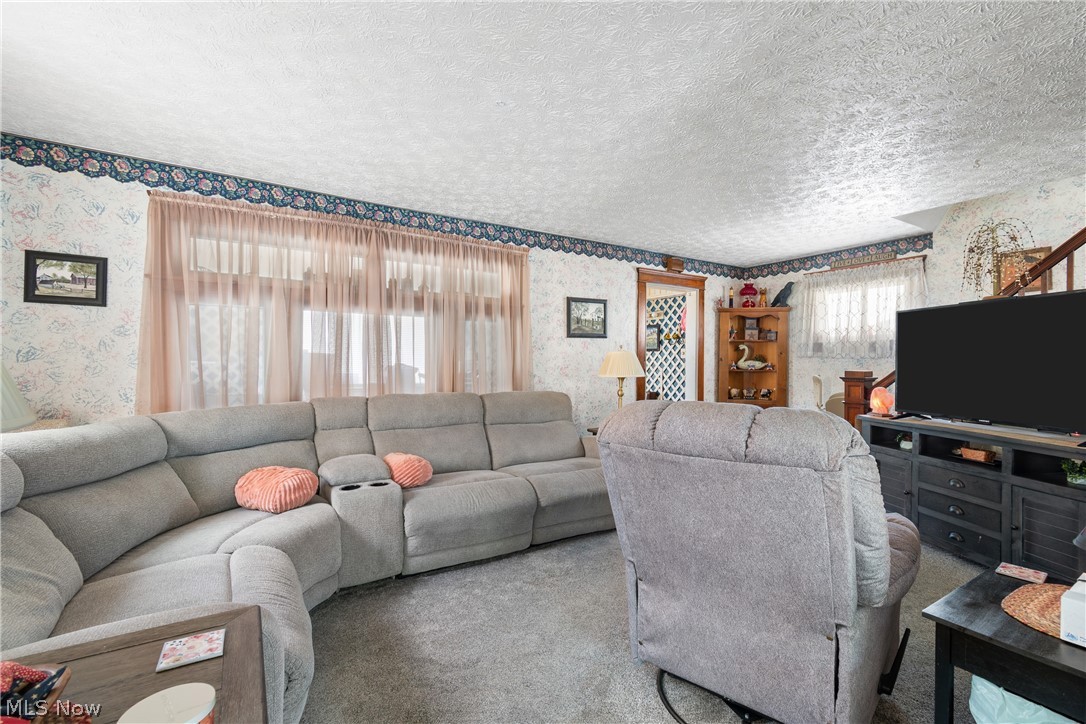 1035 Auld Street Alliance OH 44601