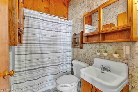 2509 Columbus Avenue Sandusky OH 44870