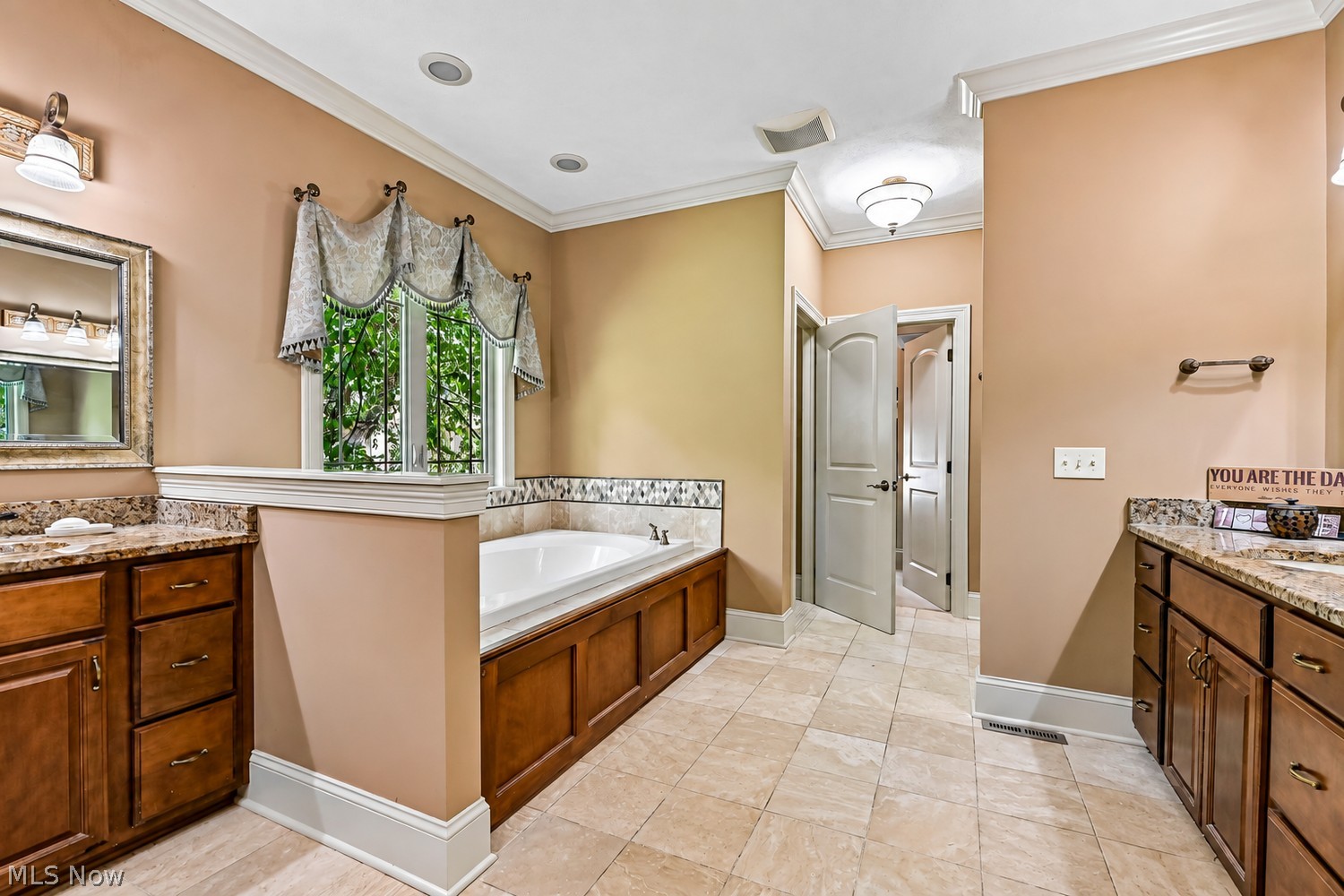 6010 Ravine Woods Drive Medina OH 44256