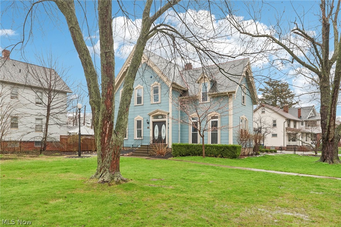 16807 Hilliard Road Lakewood OH 44107