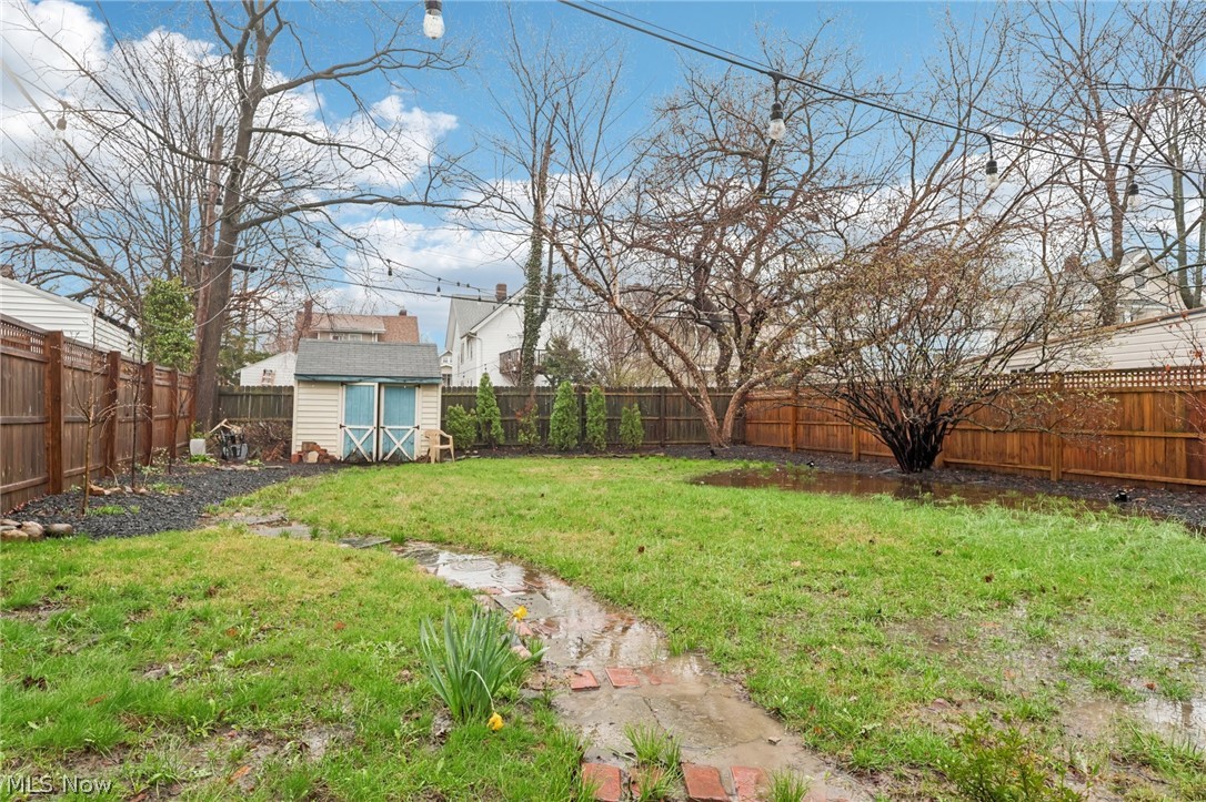 16807 Hilliard Road Lakewood OH 44107