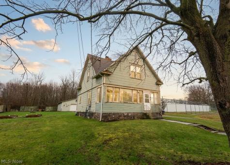 1195 S Johnson Road Sebring OH 44672