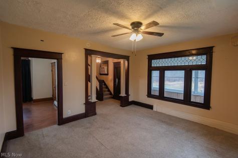 1195 S Johnson Road Sebring OH 44672