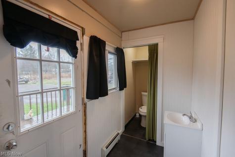 1195 S Johnson Road Sebring OH 44672