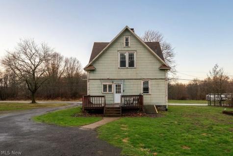 1195 S Johnson Road Sebring OH 44672