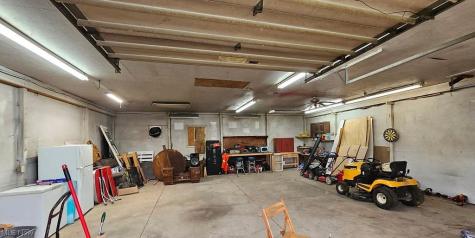 1195 S Johnson Road Sebring OH 44672