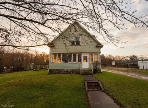 1195 S Johnson Road Sebring OH 44672