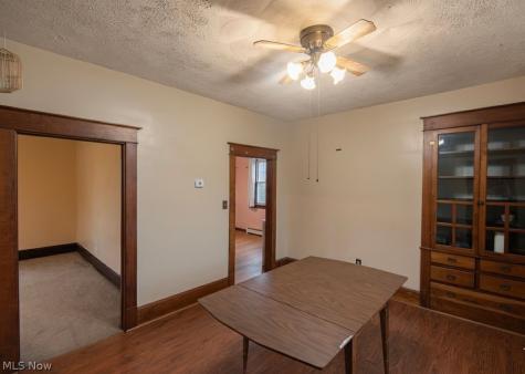 1195 S Johnson Road Sebring OH 44672