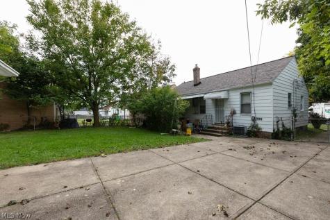 194 Flora Drive Bedford OH 44146