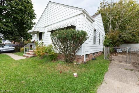 194 Flora Drive Bedford OH 44146