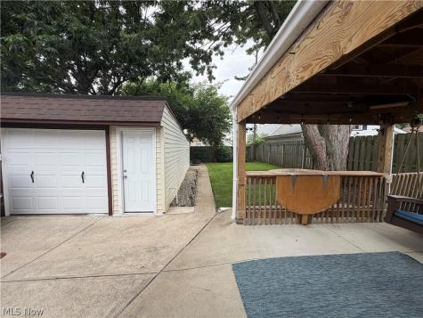 5235 W 46th Street Parma OH 44134