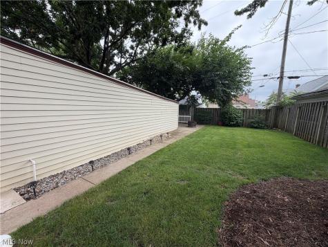 5235 W 46th Street Parma OH 44134