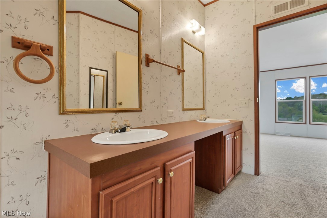 12186 State Route 155 SE Corning OH 43730
