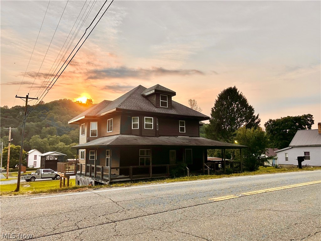 80860 Davis Street Tippecanoe OH 44699