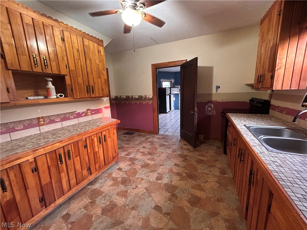 80860 Davis Street Tippecanoe OH 44699