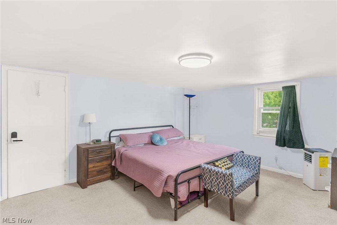 255 Grandview Avenue Hubbard OH 44425