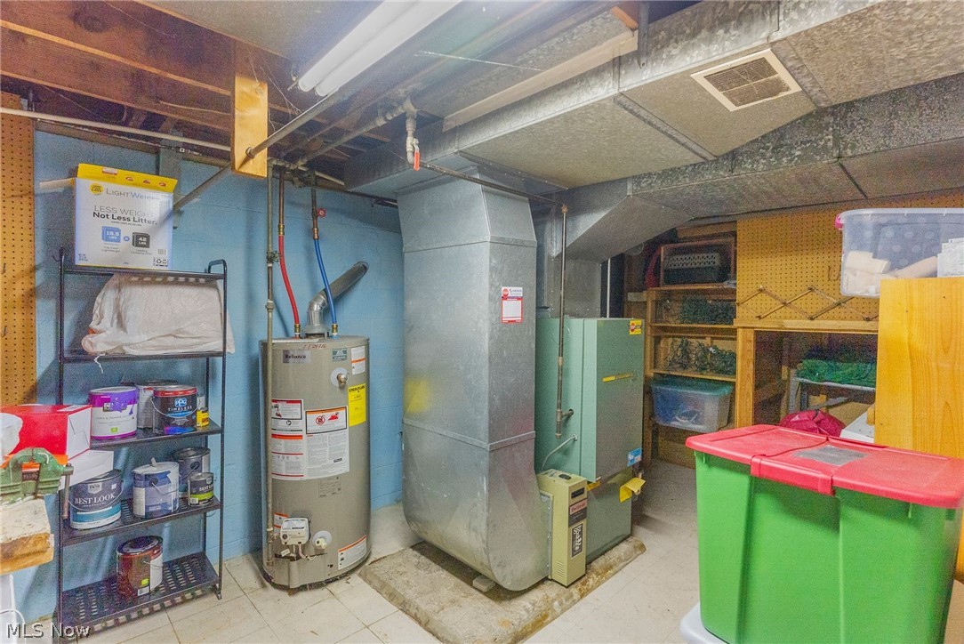 255 Grandview Avenue Hubbard OH 44425