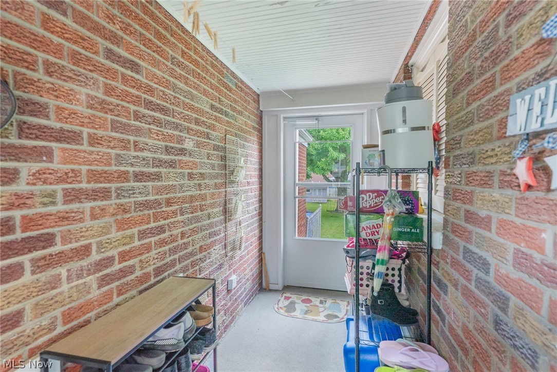 255 Grandview Avenue Hubbard OH 44425