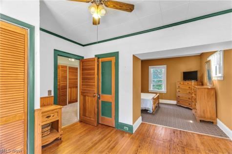 85 E 201 Street Euclid OH 44123