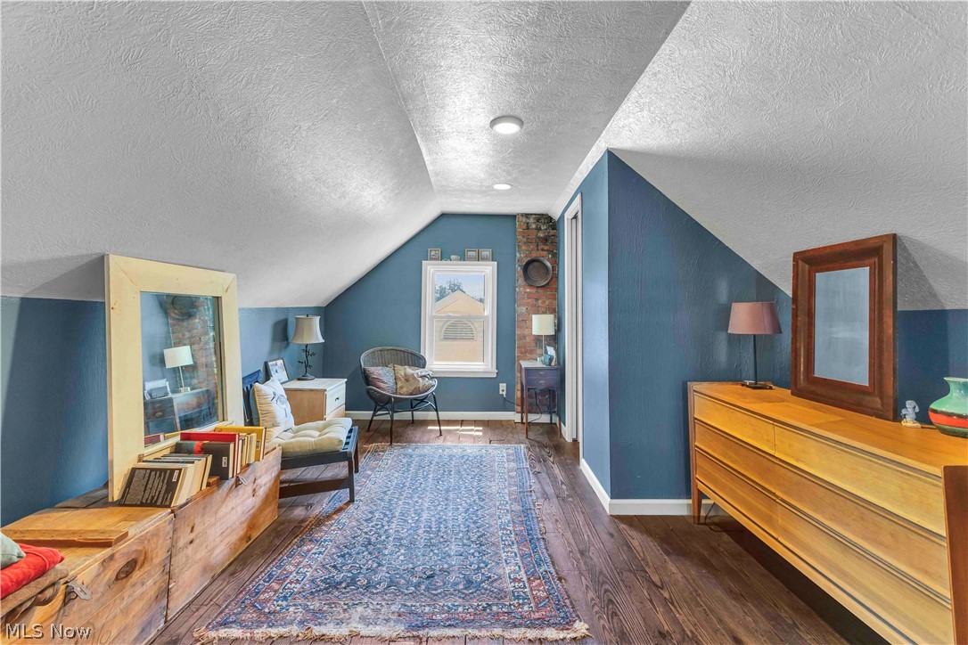 85 E 201 Street Euclid OH 44123