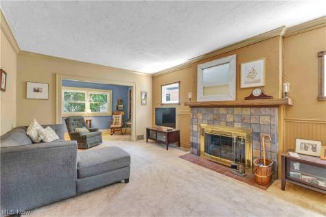 85 E 201 Street Euclid OH 44123