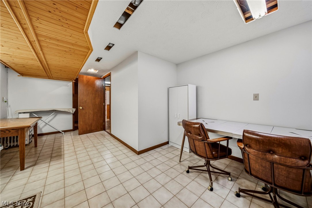 520 Orchardview Avenue Seven Hills OH 44113