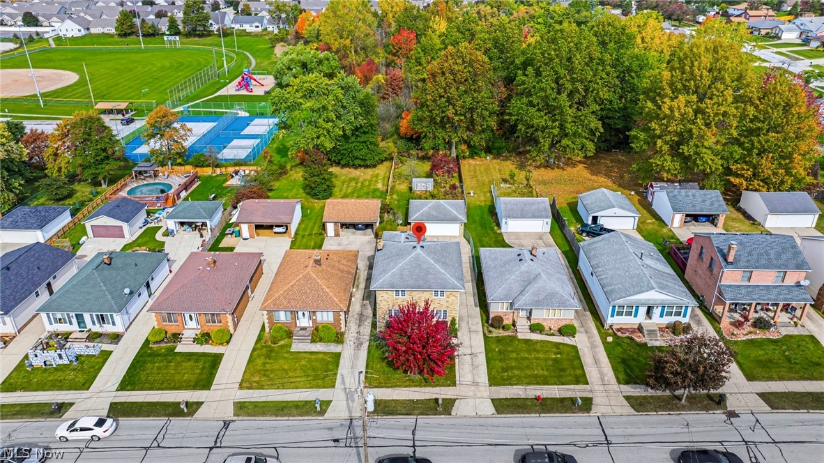 520 Orchardview Avenue Seven Hills OH 44113